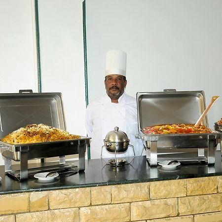 Nile Hotel Aswan Bagian luar foto